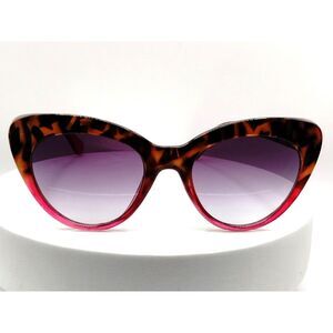 BCBGeneration Max Azria Women's Cat Eye BG1010 215 Leopard Pink Sunglasses